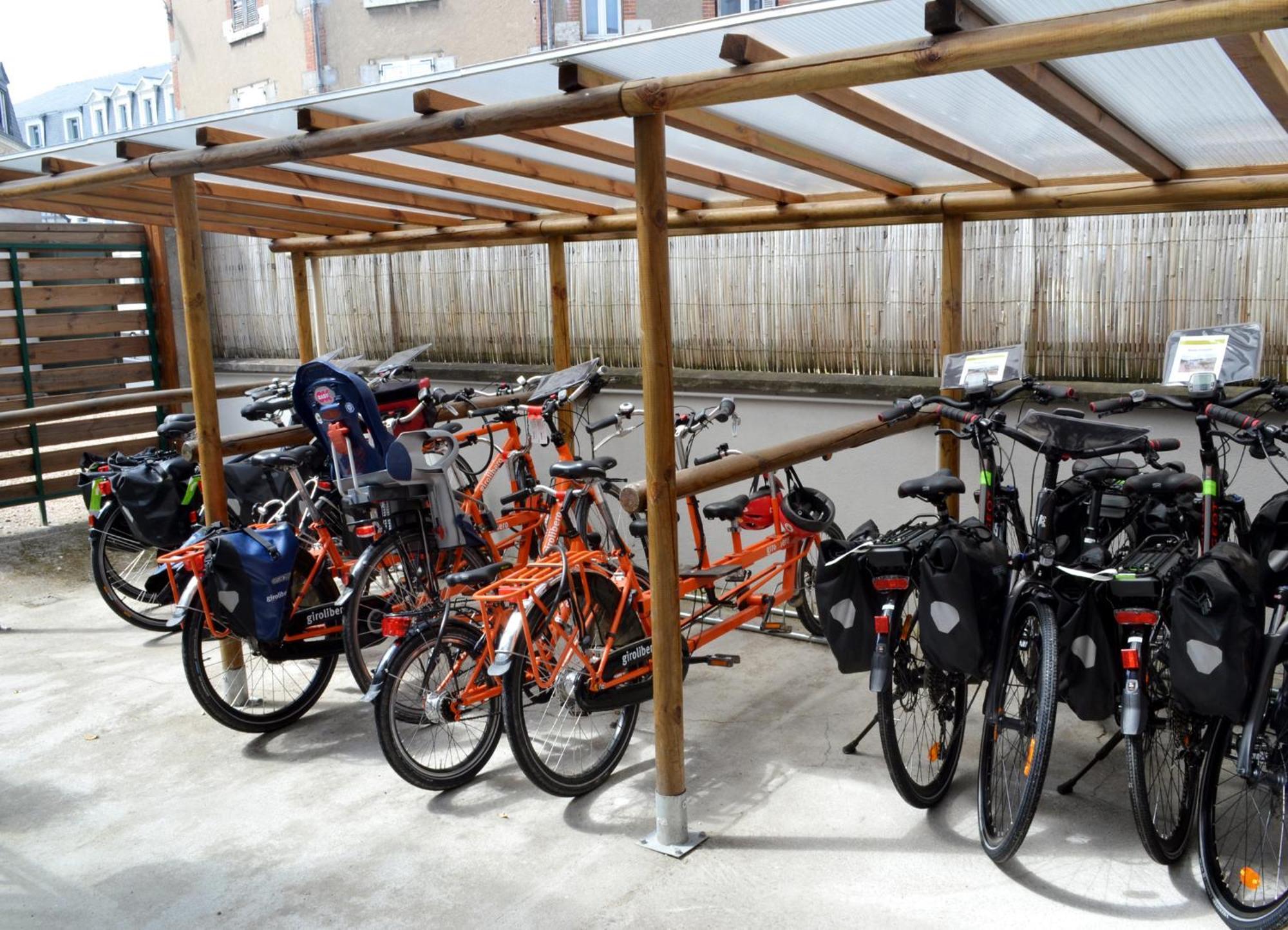 Loire Velo 3 Appartements Moderne Velo Parking 20 Places Velos Centre Ville Historique Μπλουά Εξωτερικό φωτογραφία